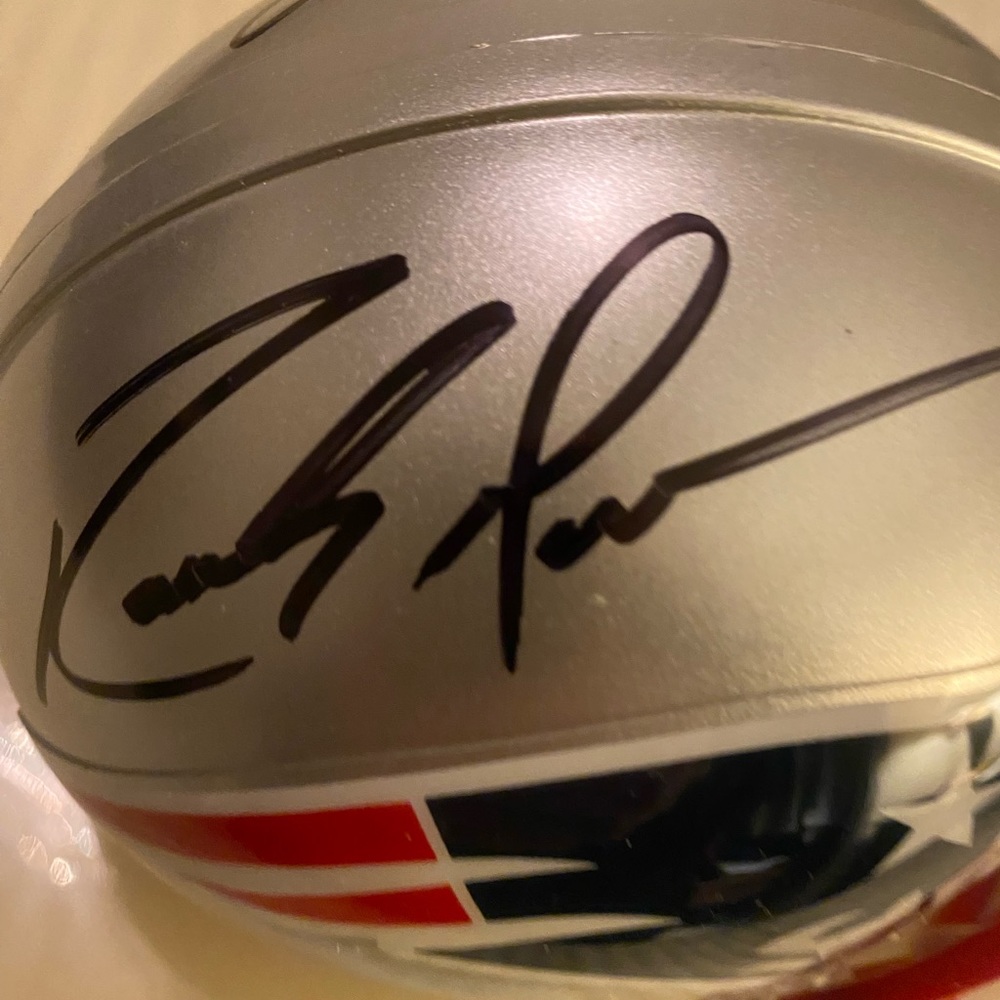 Tom Brandy & Randy Moss Autograph Mini Helmet - Picture 6 of 10